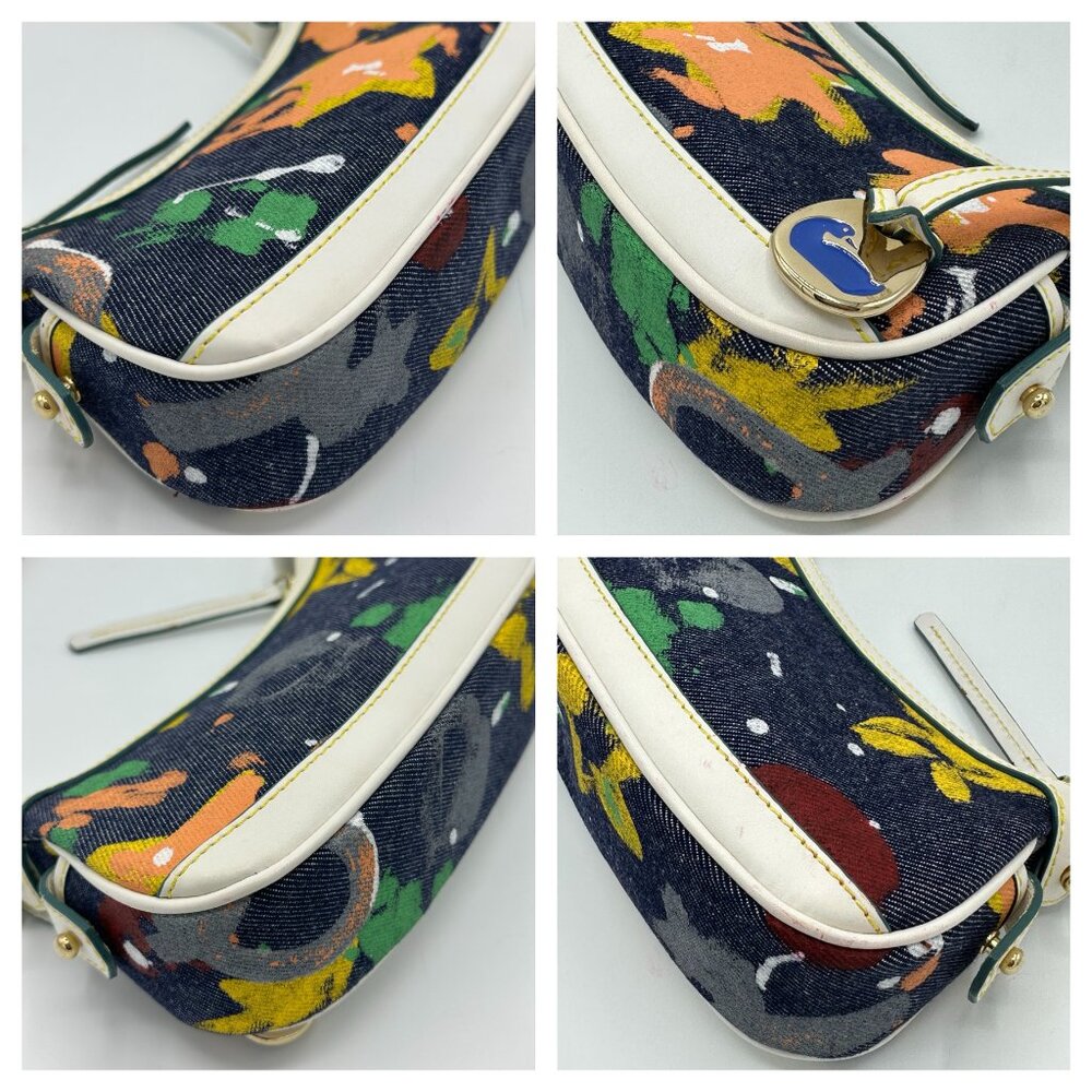 ⭐️⭐️SOLD⭐️⭐️ Vintage Dooney & Bourke Painted Denim Mini Shoulder Bag - Picture 7 of 13